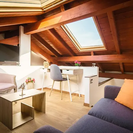 Lägenhet Monsuite Relais 2 - Suite Fleur