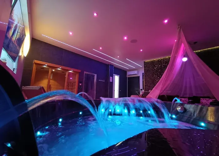 Monsuite Relais 2 - Suite Fleur Daire *
